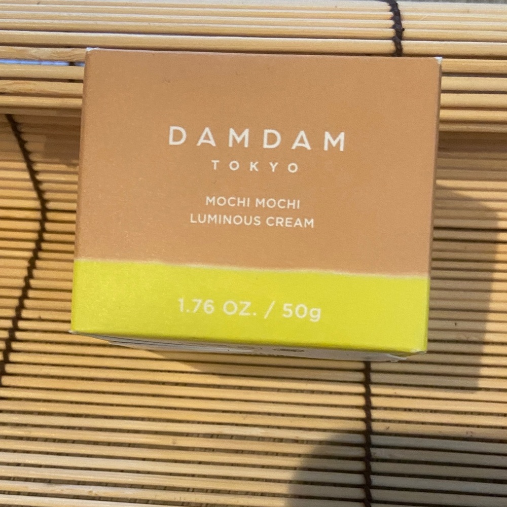 DAMDAMN TOKYO MOCHI LUMINOUS CREAM FULLSIZE SEALED AND NIB 1.76OZ./50g